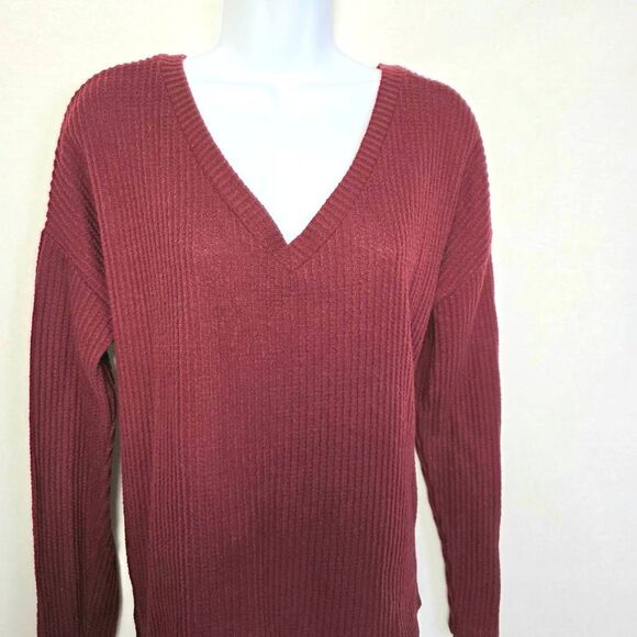 BKE Burgundy Ruched V-Neck Sweater Size L - Picture 2 of 5
